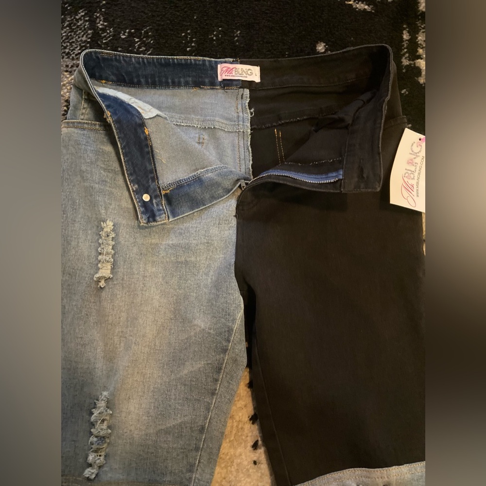Color-Block Denim Jeans - Picture 3 of 3